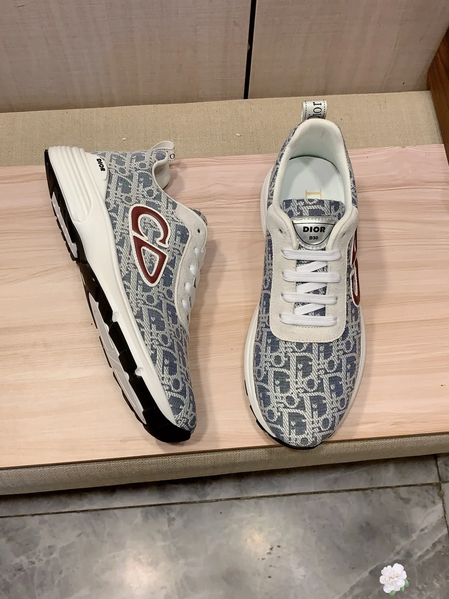 Men's Men's Shoes💰442💰💰🎩🎩[Lightning][Lightning] "Dior DIOR*" The latest and most popular casual shoes, top brand [seduce] luxury ~ purchasing agency, top ~ quality. [Strong] The upper is made of imported breathable cowhide with material ➕ breathable sheepskin feet (•) and fine workmanship. The original stylish and stylish soft rubber wear-resistant and non-slip outsole is light and comfortable on the feet. The real thing looks better when photographed in person. 0121: code: 38-44, 5️⃣ colors selected